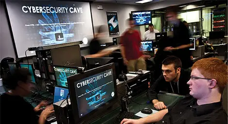 Откриват първият в света университет по кибер сигурност Откриват първият в света университет по кибер сигурност