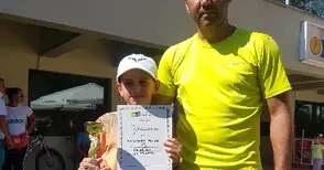 Алекс Митев стигна до мачове на 16-те най-добри в тениса