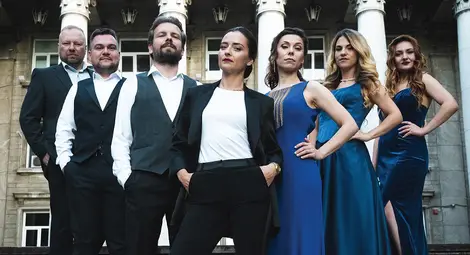 Тенори срещу сопрани в красив двубой в Доходното здание Тенори срещу сопрани в красив двубой в Доходното здание