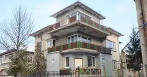 Щерка пребила майка си пред очите на съседите