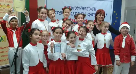 Втора награда от фестивал донесоха певците от &bdquo;Приста&ldquo; 