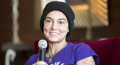 Шинейд О'Конър стана баба на 48