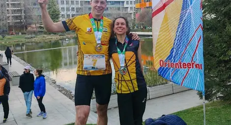 Злато и бронз чрез нокаут за ориентирането в &bdquo;Компас&ldquo;