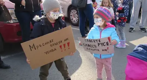 Русенски депутати към екоминистъра: Най-мръсния въздух дишаме, положението е нетърпимо