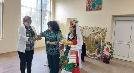 Борово посрещна с топлота и голям интерес Ели Георгиев-Билкарката /галерия/