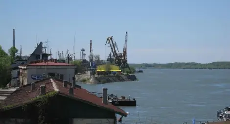 Замърсяване на Дунав от авария на кораб свика спешна проверка