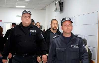 Биячите на журналистите не се признават за виновни, сами се предали