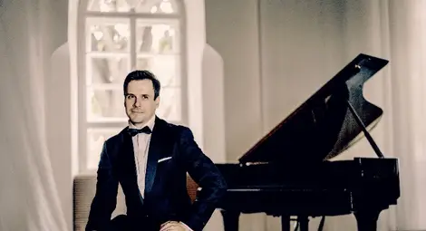 Концертен роял „Бьозендорфер“ пристига в Русе за първи път Концертен роял „Бьозендорфер“ пристига в Русе за първи път