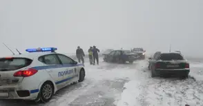 Бум от катастрофи по белите пътища