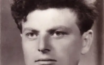 9. Никола Георгиев Попниколов &ndash; директор на Прогимназията в Поликрайще. Ръководи съзидателния етап на Отечественофронтовата организация от 1959 до 1987 г. Председател на нейния Селски комитет. Влага огромна енергия, за да бъде извършена през този период колосалната работа за просвещаване на населението и за подобряване на живота му в битово и културно отношение