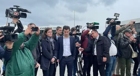 Моряците от "Царевна" си дойдоха, фокусът се измества към "Рожен" Моряците от "Царевна" си дойдоха, фокусът се измества към "Рожен"