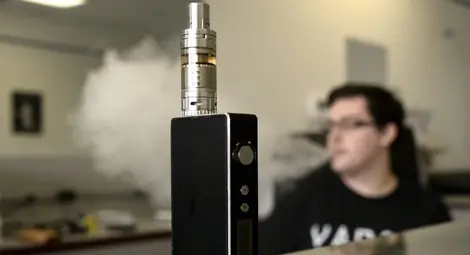 В електронните цигари има опасни бактерии