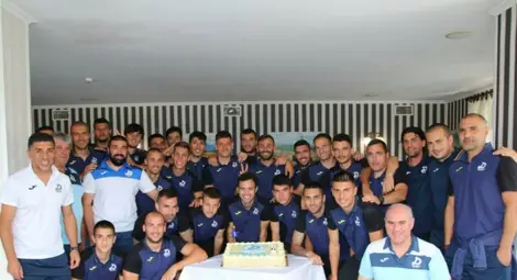 Със синьо-бяла торта пожелаха силен и сладък сезон на &bdquo;Дунав&ldquo;