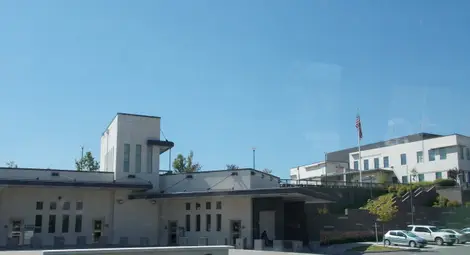 Посолството на САЩ в Скопие изключи телефоните си