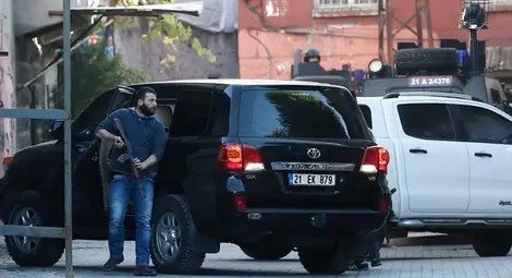 Руският посланик в Анкара убит при атентат в художествена галерия