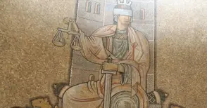 Условна присъда за дрога и блъсната полицейска кола