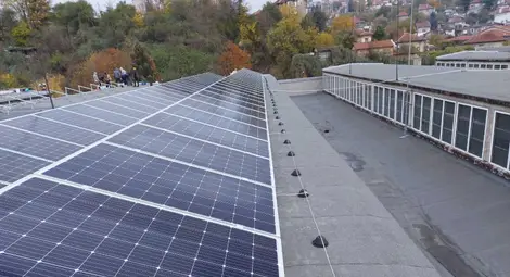 Фотоволтаици ще захранват  улични лампи в Русе