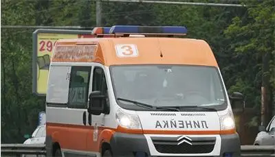 Ученичка, загубила сестра си и баща си, изпи коктейл лекарства с уиски