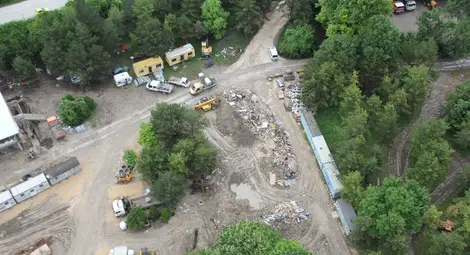 Вижте драматични кадри от днешните евакуации (ВЪЗДУШНИ СНИМКИ)