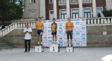 &bdquo;Компас-Крос&ldquo; с математически седем медала на държавното в Елена