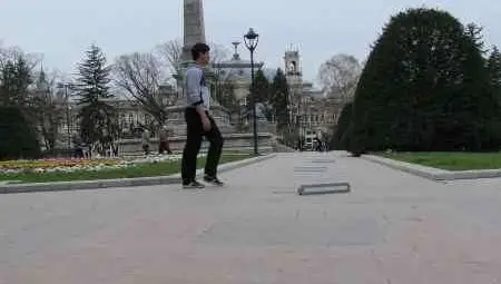 Художественото осветление на русенския площад остана извън строя