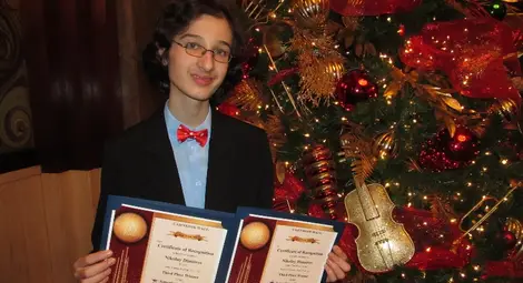 Лондонската &bdquo;Роял Албърт Хол&ldquo; чака 13-годишния Николай Димитров