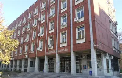 2 г. условно за пиян, убил с кола мъж в каруца и избягал