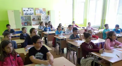 22 русенчета се включиха в&nbsp; международна руска диктовка&nbsp;