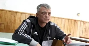 Бисер Миланов идва на 11-ото си дело с белезници след две излизания и връщания в ареста