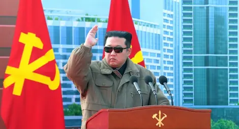 Култ: Северна Корея отбелязва 10 г. от управлението на Ким Чен Ун