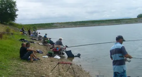 Стара корекция на Янтра става развъдник за спортен риболов