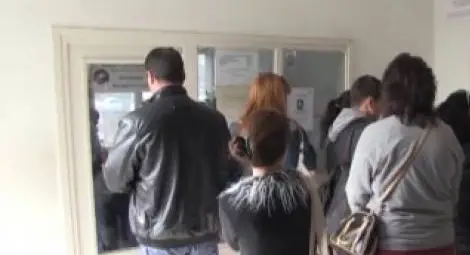 От днес се подават документи за детски надбавки