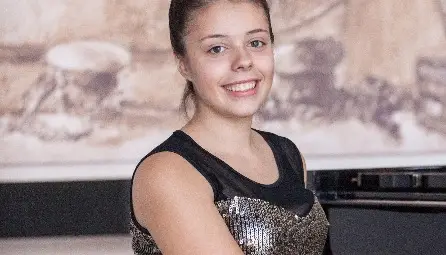 15-годишната Катрин ще свири в Нюкасъл