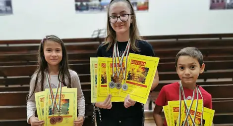 Таланти от &bdquo;Слънчеви ноти&ldquo; спечелиха призови места