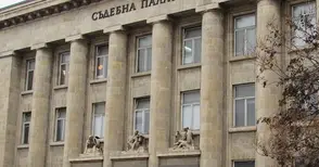 38-годишен с присъда за източена карта на роднина