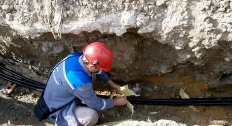 ЕНЕРГО-ПРО подмени над 400 метра подземни електрически кабели във Велико Търново