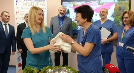 С обновена база, модерна апаратура и стабилен ръст на ражданията УМБАЛ &bdquo;Медика Русе&ldquo; отбеляза Деня на родилната помощ