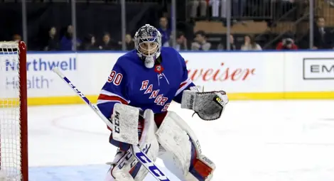 Александър Георгиев блести на вратата на „Ню Йорк Рейнджърс“ Александър Георгиев блести на вратата на „Ню Йорк Рейнджърс“