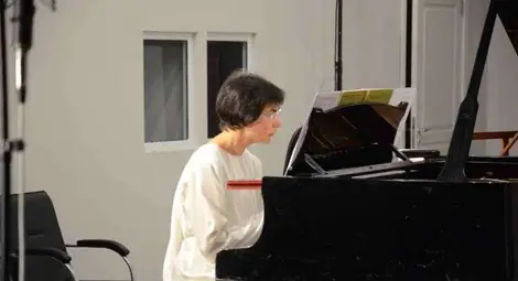 Пианистка представи 33 вариации на Бетовен по валс на Диабели