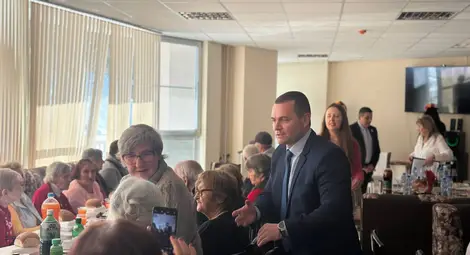 Потребителите на бившия Дом "Майка и дете" в Русе отбелязаха Бабинден