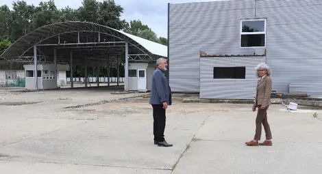 Областният управител на Русе Драгомир Драганов обсъди възможностите за разширяване на партньорството с председателя на Окръжния съвет в Гюргево Думитру Беяну