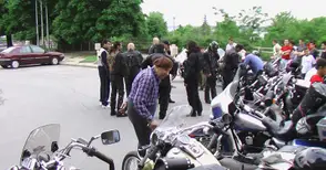 Над 2000 чопъра обсаждат къмпинга на хижа „Приста“