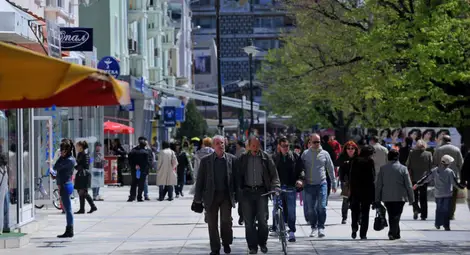 България е първа в ЕС по брой на хората в риск от бедност, 30% живеят в тежки материални лишения