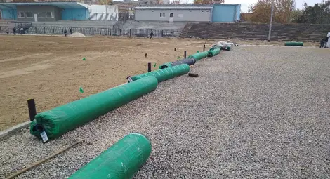 Това са първите румънски рулони с трева, която издържала и на свиреп студ.