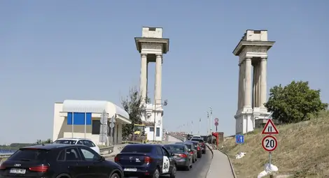Шенген вдигна с 25% трафика на леки коли през Дунав мост от началото на годината