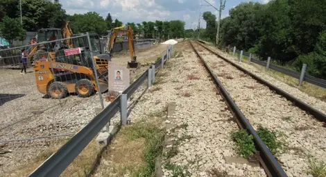 Завършват до края на лятото новите перони на Товарна гара
