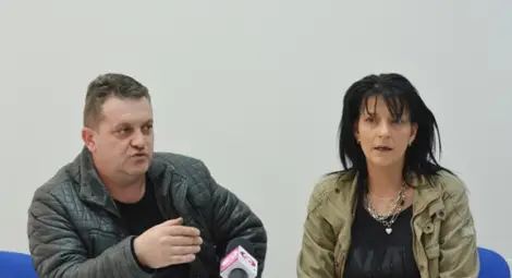 Родители искат да арестуват дъщеря им поне за ден