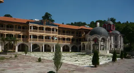 Продава се Гигинският манастир: Заради дълг от над 330 000 лв. от КТБ