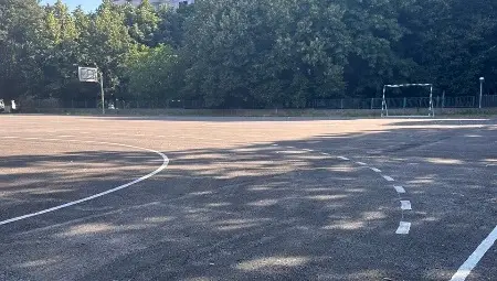 Три спортни площадки с основен ремонт в СУ &bdquo;Възраждане&ldquo;