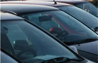 Автотърговци измамиха с 3,1 млн. лева клиенти и лизингова къща